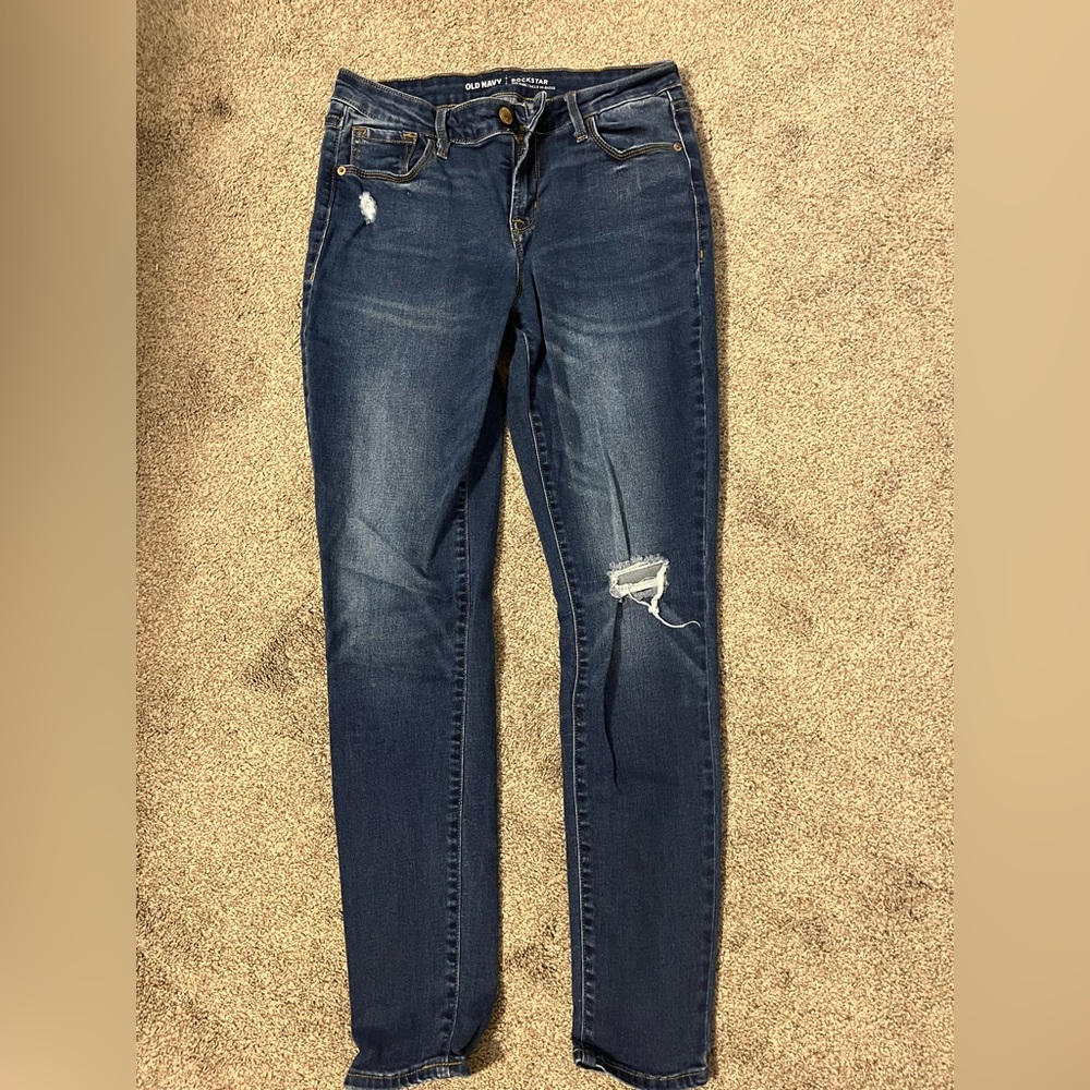 Old Navy rockstar skinny jeans, size 6 Regular, distressed, dark wash